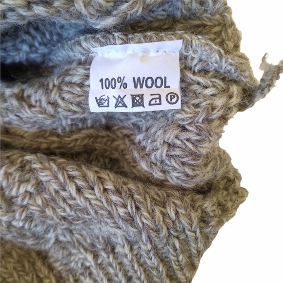 100% wool vintage oversized sweater - Picture 5 of 8